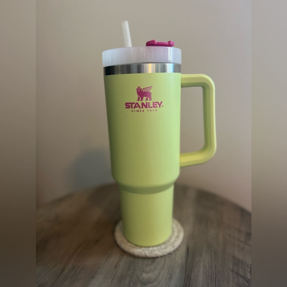 Stanley 40oz Adventure Quencher